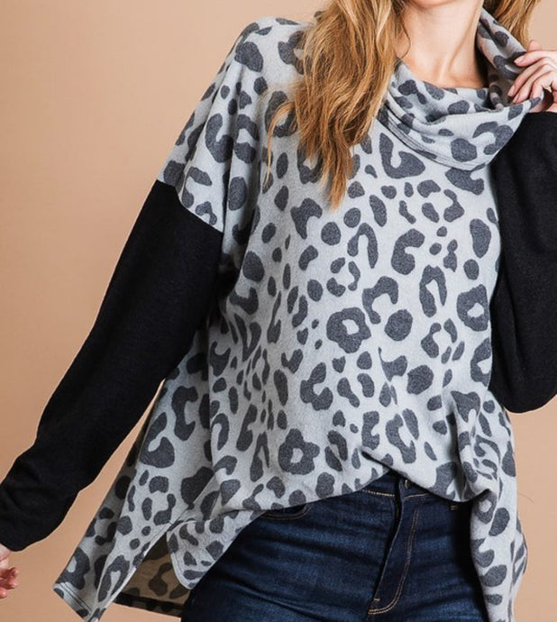 LEOPARD FOR THE WIN TURTLENECK 0233A