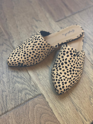 SPOTTED LEOPARD SUEDE FLATS